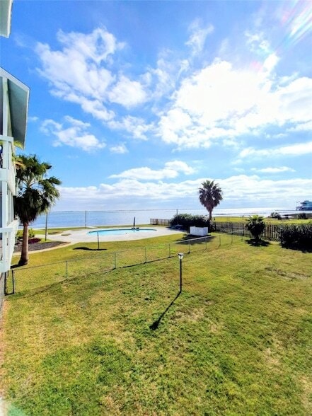 Building Photo - 500 Tiki Dr Unit 113C