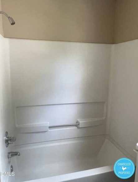 Photo - 6925 Sandringham Dr