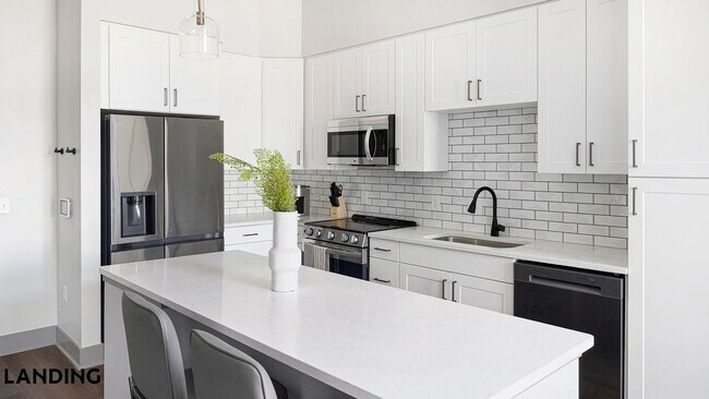 Photo - 1310 Hillside Ave Unit 306