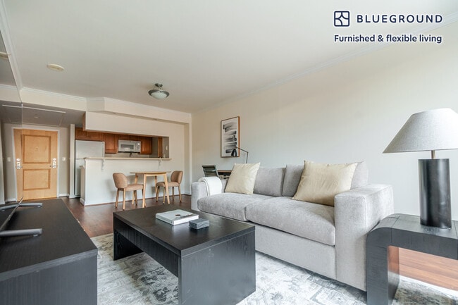 Photo - 3900 Fairfax Dr Unit FL7-ID1122