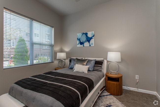 2BR, 2BA - 971 SF Model - The Villages of Twin Oaks