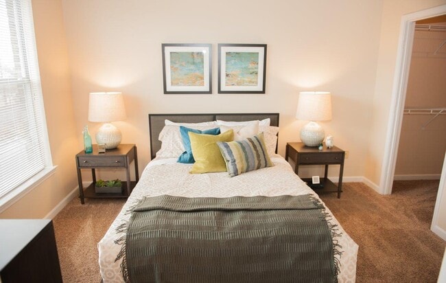 Photo - Waterford Place Apartment Homes