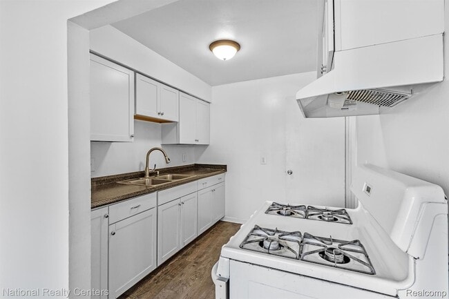 Photo - 534 St Maron Pl Unit 107