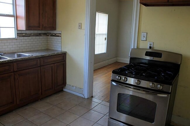 Photo - 2908 Truxillo St