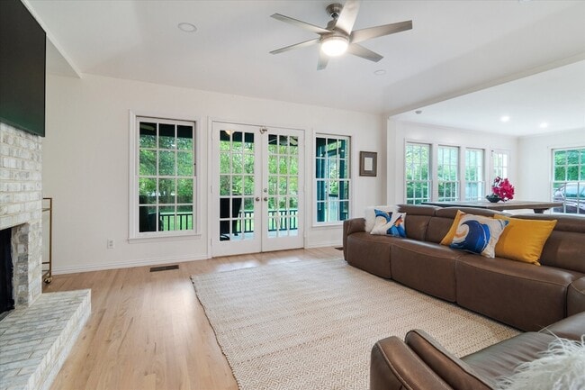 Photo - 8106 San Benito Way