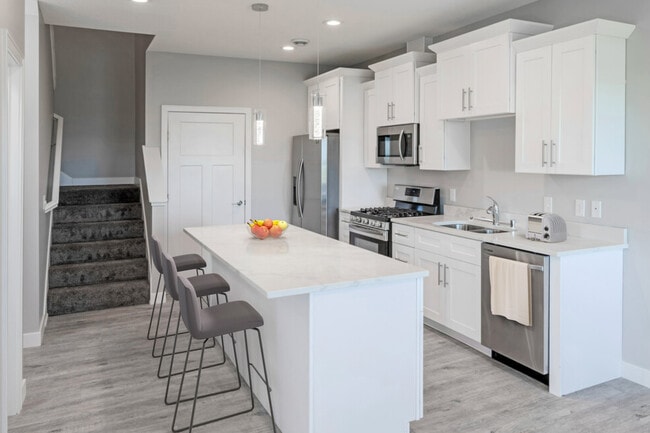 Building Photo - Stone Haven Townhomes