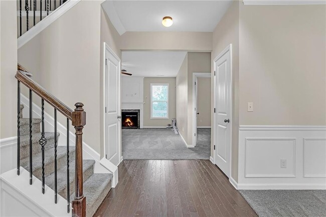 Photo - 568 Garden View Ct