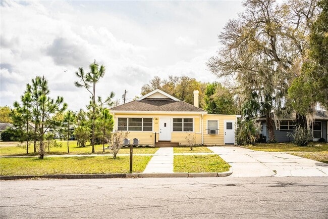 Photo - 412 E Tillman Ave