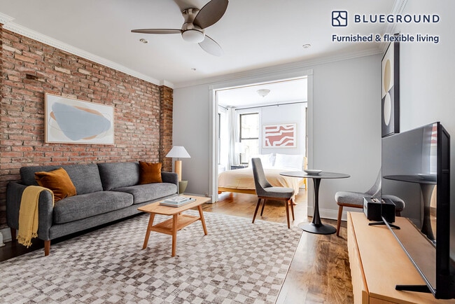 Building Photo - 110 Bedford St Unit FL3-ID2122