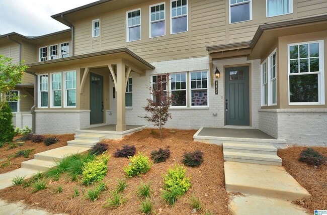 Building Photo - 1107 Windsor Sq