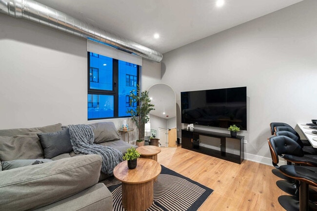 Photo - 6044 N Winthrop Ave Unit SI ID1359788P