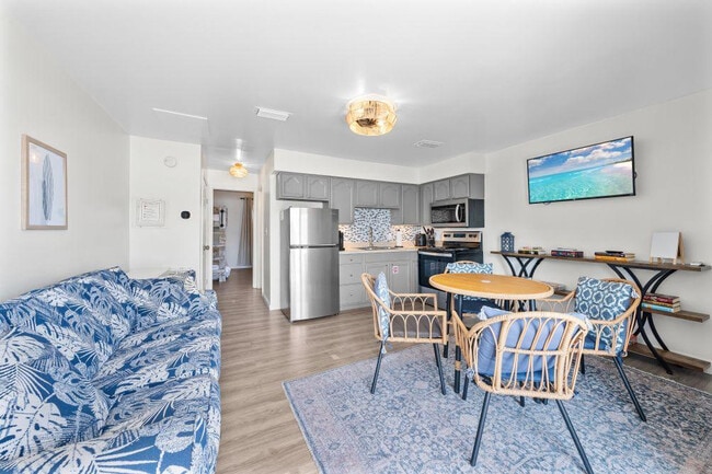 Photo - 1118 W Beach Blvd Unit ID1266323P