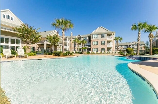 Photo - 22631 Colonial Pkwy Unit A2