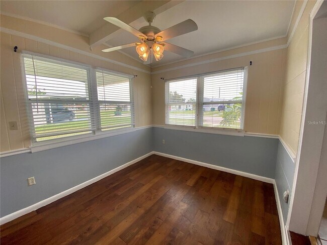 Photo - 3444 Lucerne Terrace