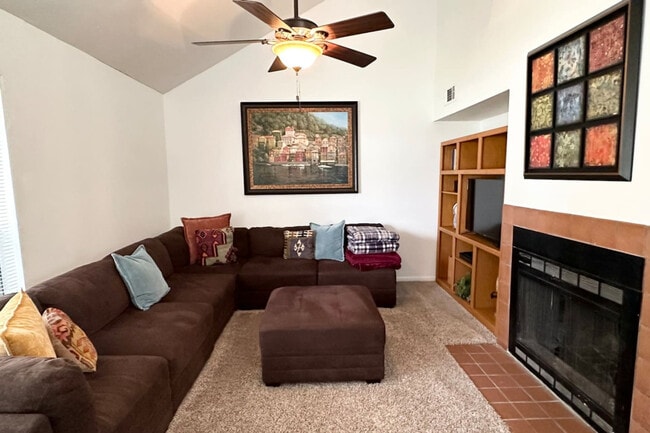 Building Photo - 941 Navidad St Unit ID1328072P