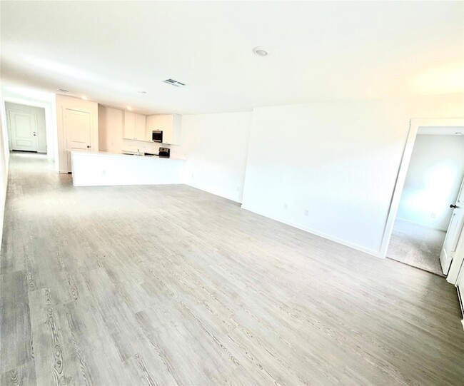 Photo - 449 Jones Bch Ln