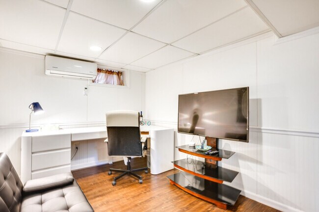 Photo - 112 Rockwood Pl Unit ID1299868P