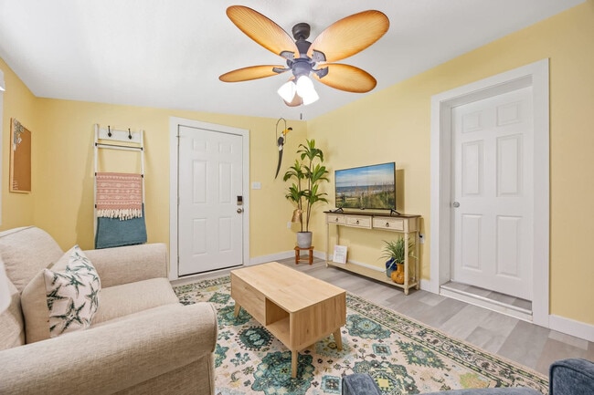 Photo - 224 E Grant Ave Unit ID1289710P