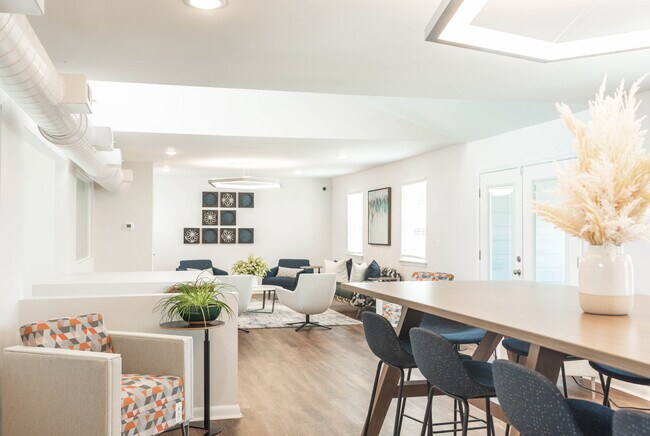 Photo - Meridian at Hermitage