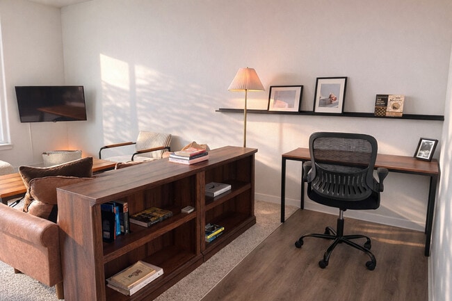 Photo - 1632 N Franklin Pl Unit SI ID1379008P