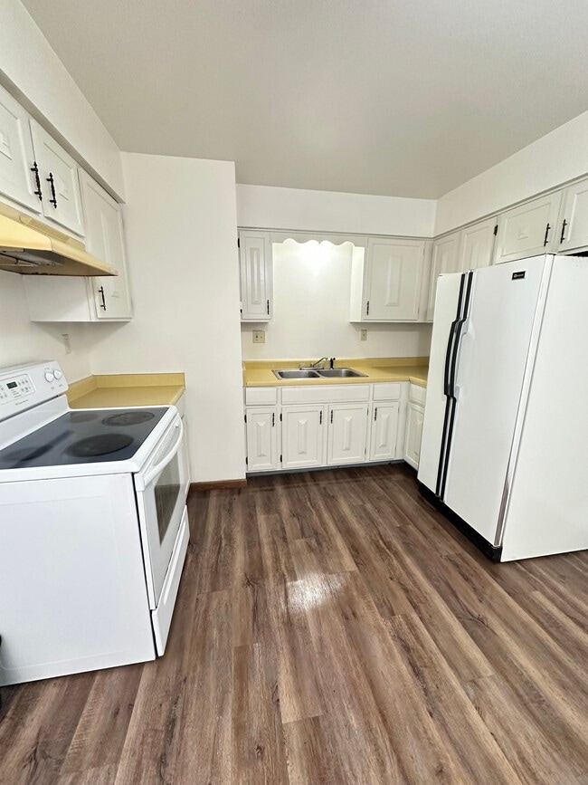 Photo - Eagle Rock Apartments