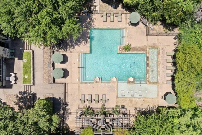 Photo - The Lodge at Pecan Creek