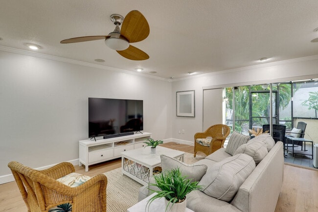 Photo - 1028 Apollo Beach Blvd Unit SI FL1-ID1623793P
