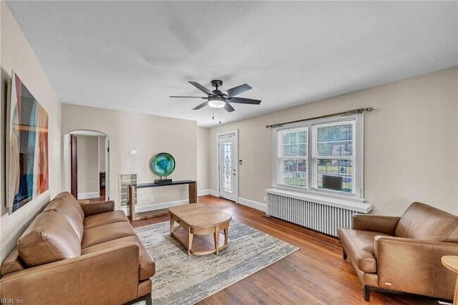 Photo - 1345 E Norcova Dr