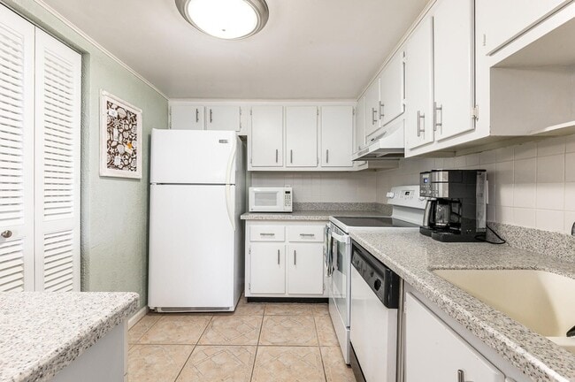 Photo - 2800 N Ocean Dr Unit A2B