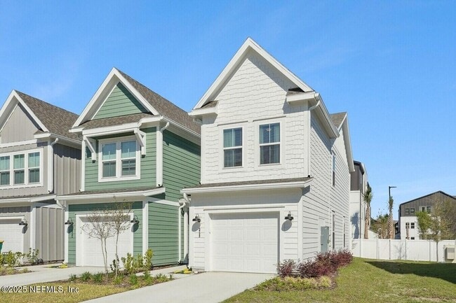 Building Photo - 3730 Dupont Ave