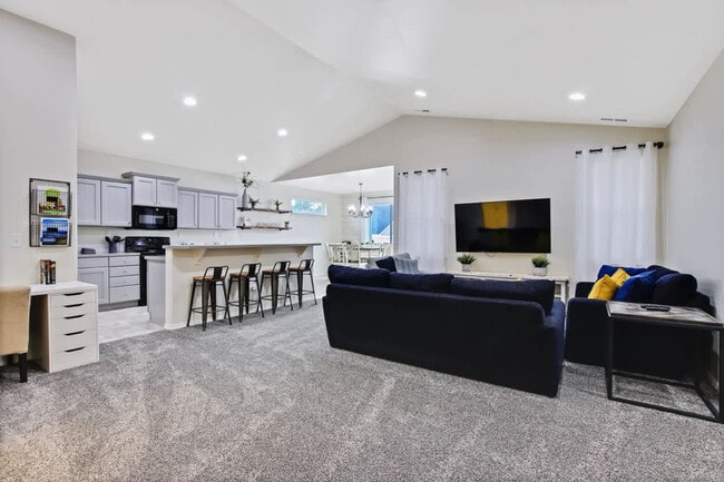 Photo - 2213 E Elm Grove Dr Unit ID1250652P