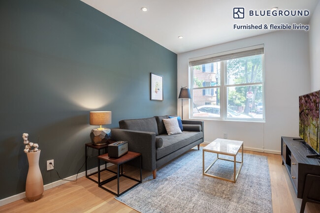 Building Photo - 1650 Avon Pl NW Unit FL1-ID88