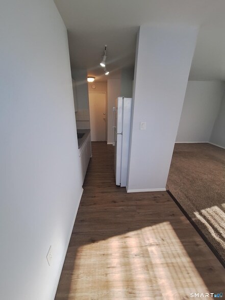 Photo - 217 Hollister Ave Unit b8