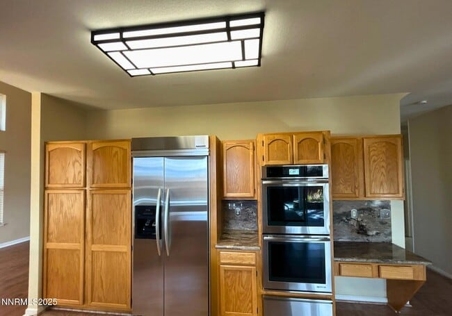 Photo - 1685 Southview Dr