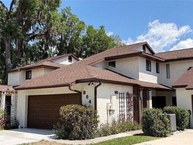 Building Photo - 804 Palm Harbor Ct
