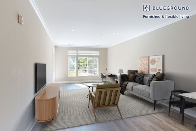 Building Photo - 240 E Shore Rd Unit FL4-ID1285A