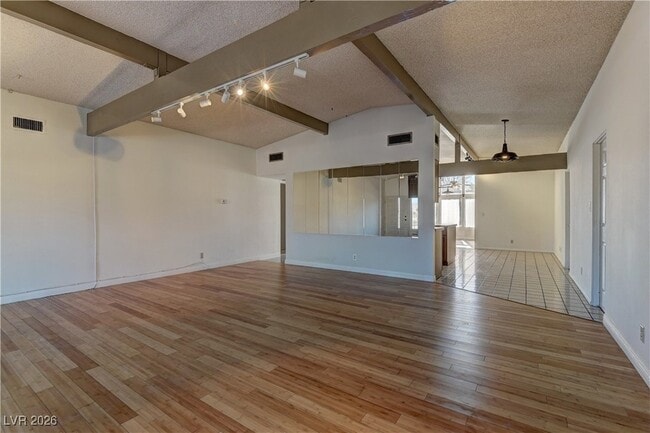 Photo - 6309 Rassler Ave