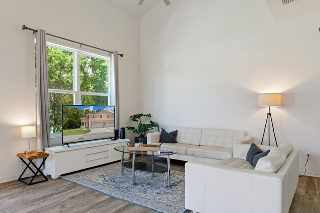 Photo - 10229 W Middleburg Loop Unit SI ID1472657P