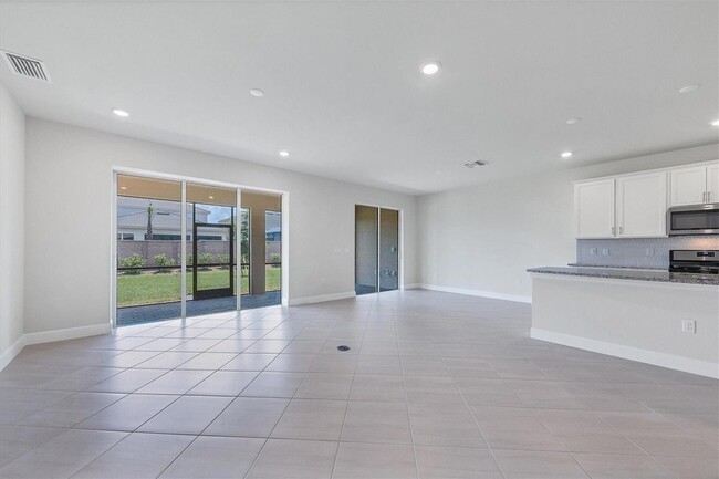 Photo - 3519 Harlowe Run