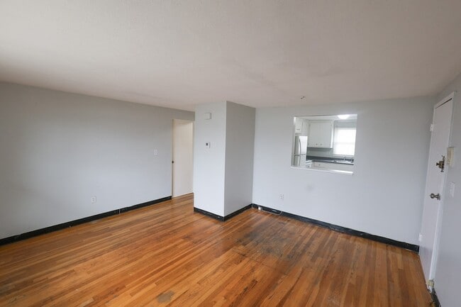 Photo - 12 Essex St Unit 6