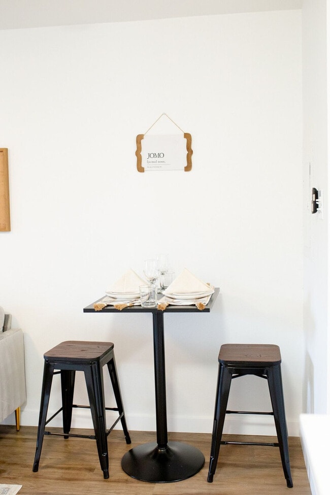 Photo - 4015 W 7th St Unit ID1296544P