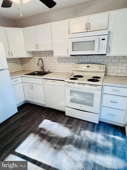 Photo - 17 Juliet Ln Unit 103