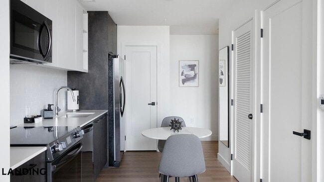 Photo - 632 Howard Rd SE Unit 334