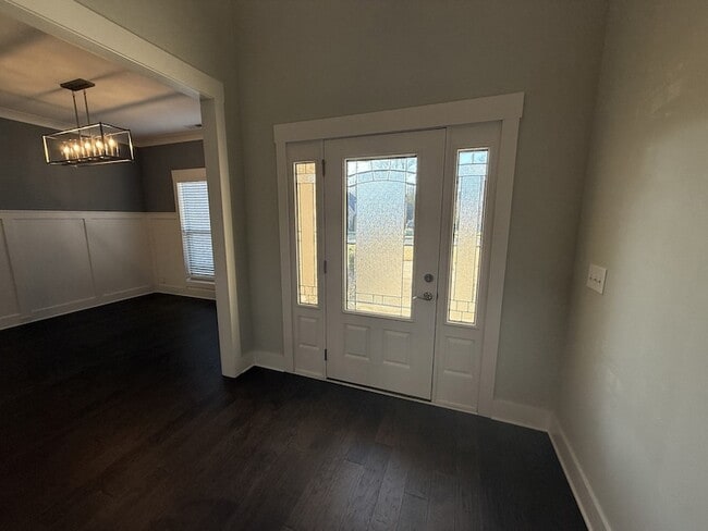 Photo - 1124 Watercress Ct