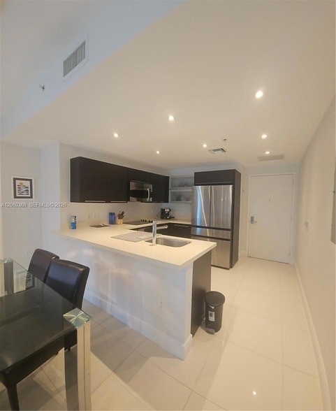 Photo - 90 SW 3rd St Unit 3104