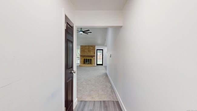 Photo - 318 Renee Dr