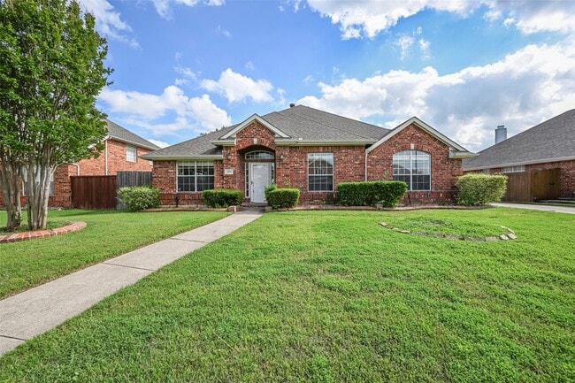 Building Photo - 304 Mimosa Dr