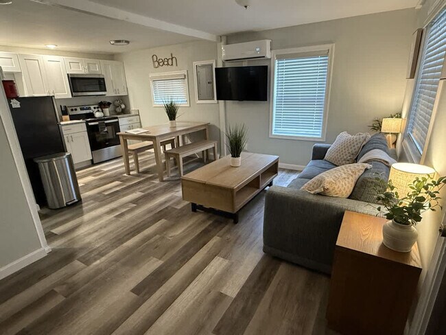 Photo - 4 Auburn Ave Ext Unit ID1312435P