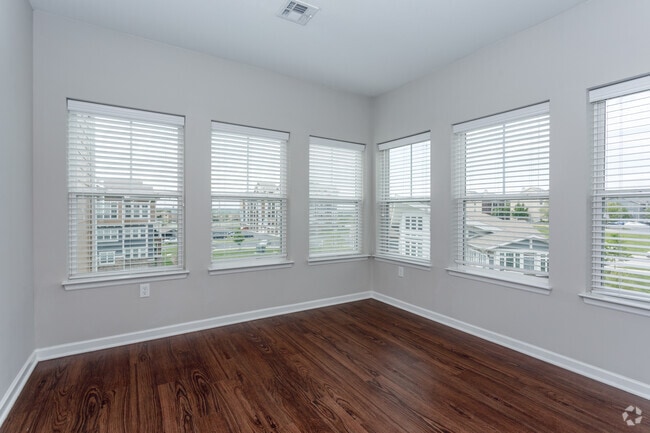 2BR, 2BA - D1 - The Residences At New Longview