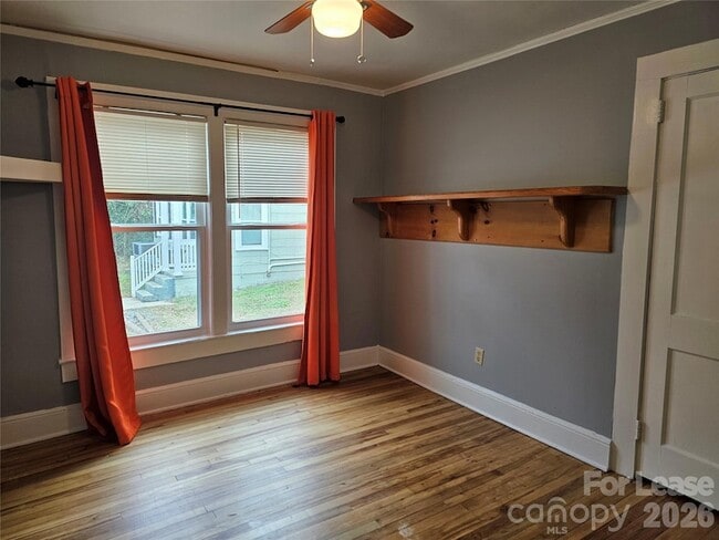 Photo - 1130 Camden Ave Unit B